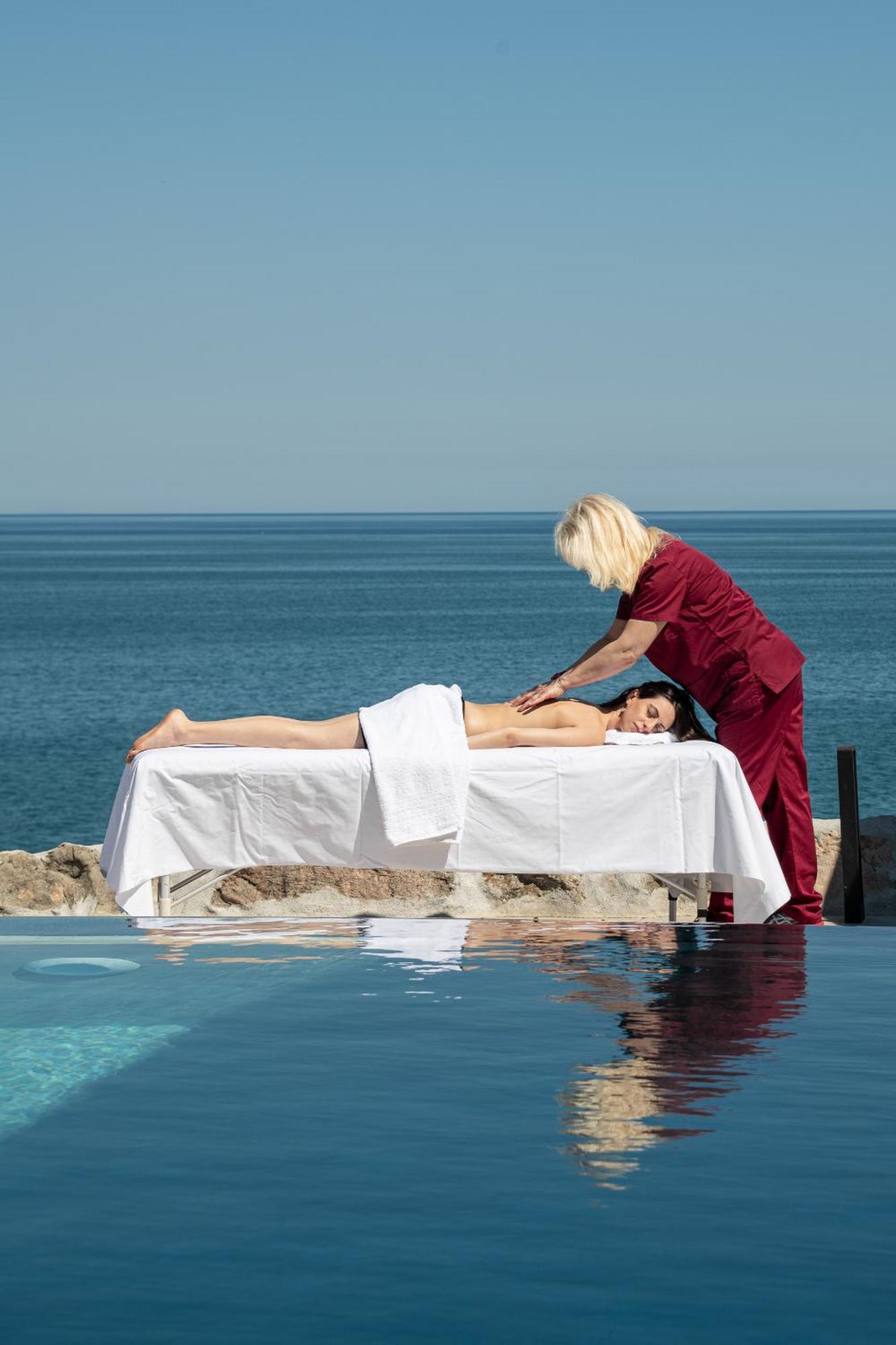 Akrotiri Olympus Luxury Suites - Adults Only Plaka Litochorou Exteriör bild