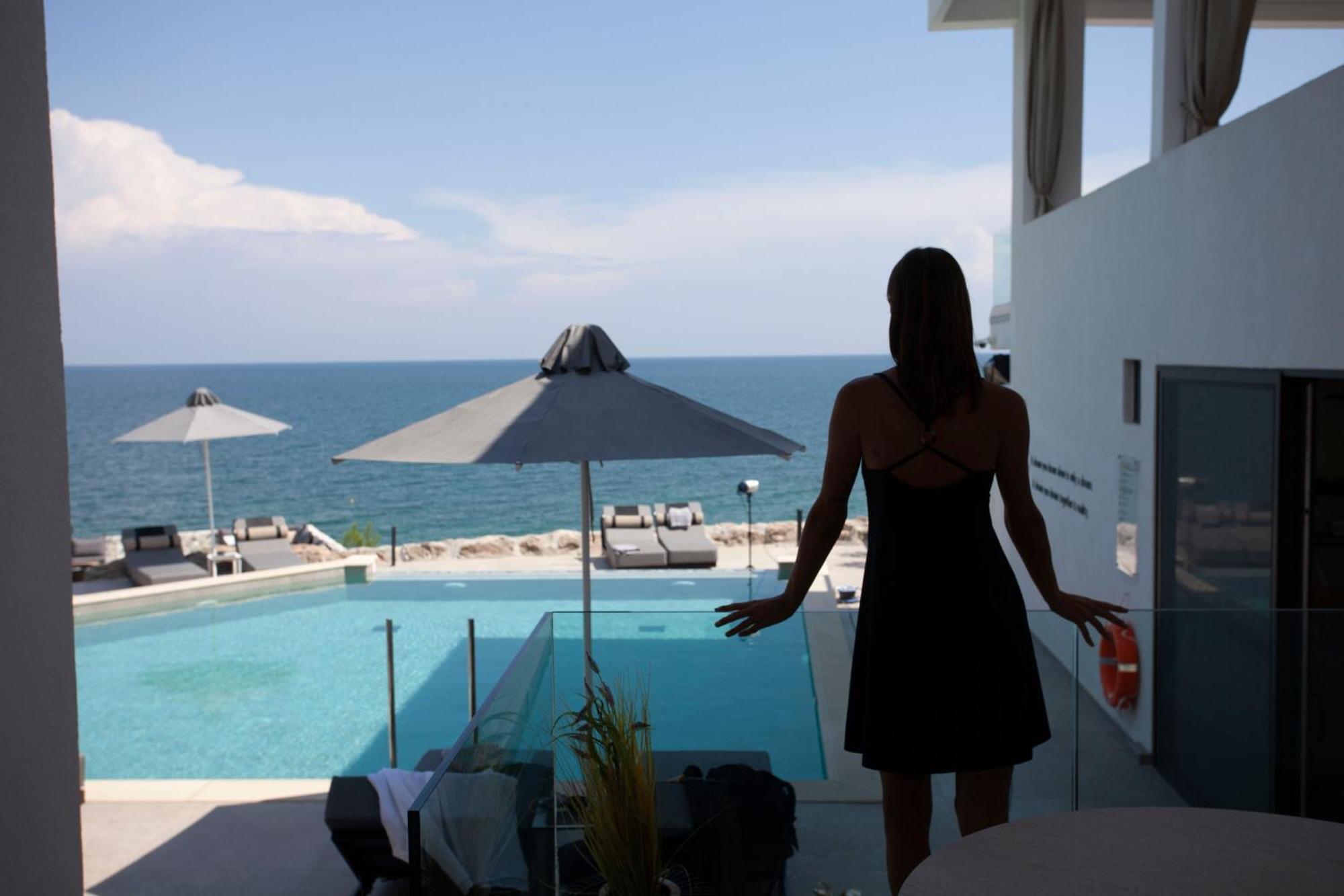 Akrotiri Olympus Luxury Suites - Adults Only Plaka Litochorou Exteriör bild